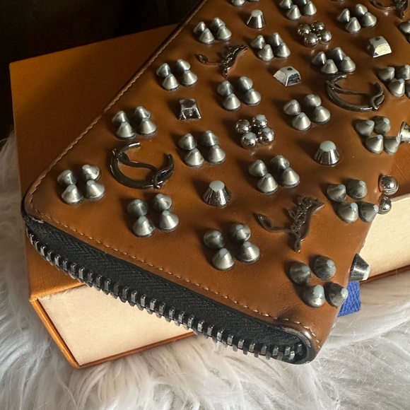 Christian Louboutin Brown Panettone Spike Wallet loubinthesky - Picture 10 of 16